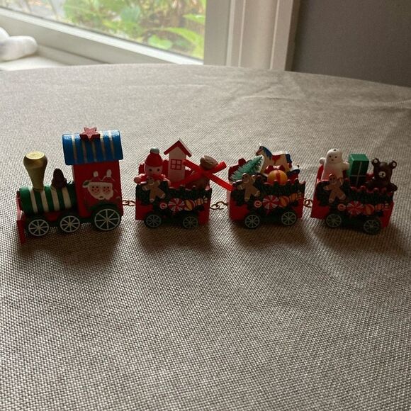 Mini Wood Toy Train - Picture 8 of 10